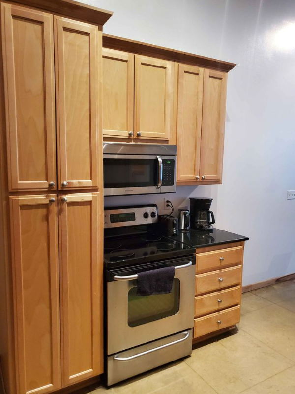 773 N Water St - Photo 3 of 8