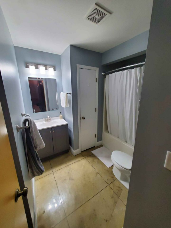 773 N Water St - Photo 7 of 8