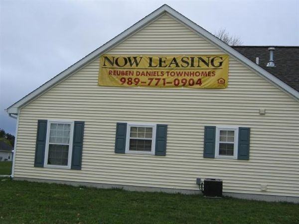 Reuben Daniels Townhomes - Photo 3 of 6