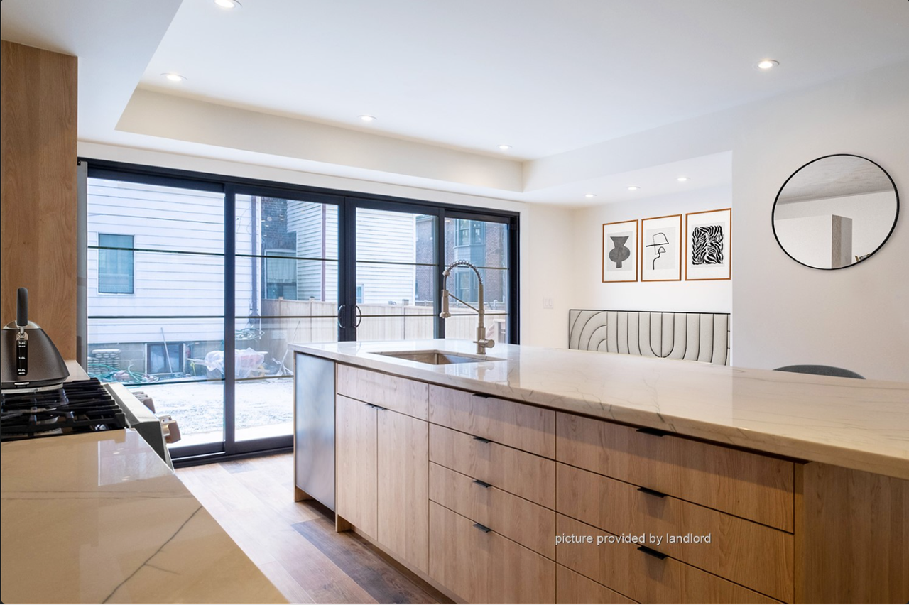 12 Neepawa Avenue - Photo 3 of 15