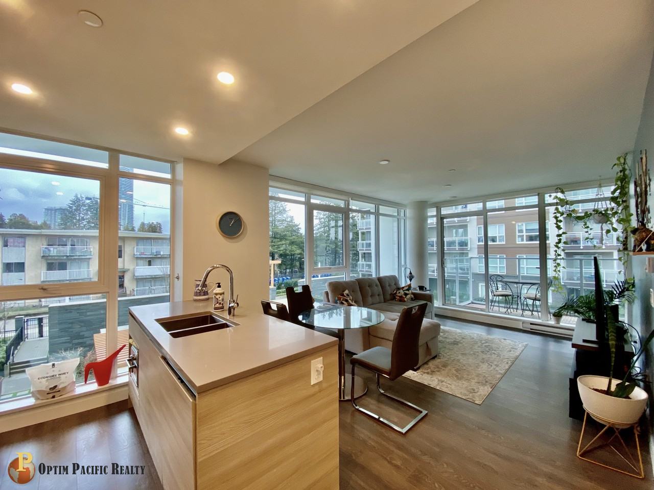 525 Foster Avenue #3xx