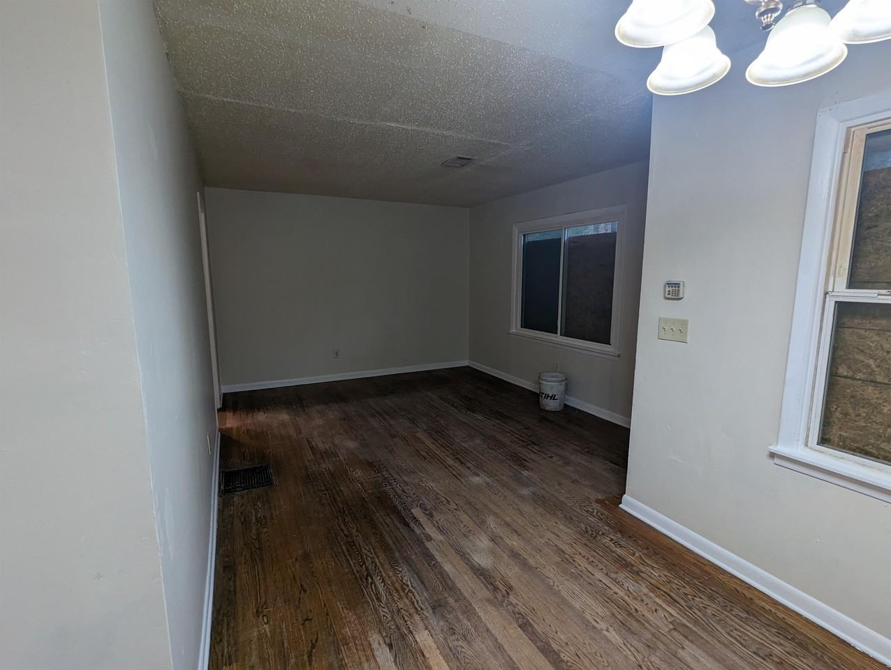 2803 Marco Dr Nw #1 - Photo 4 of 12