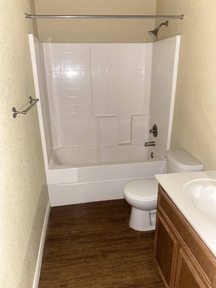 402 Study Hall Loop #A - Photo 7 of 9