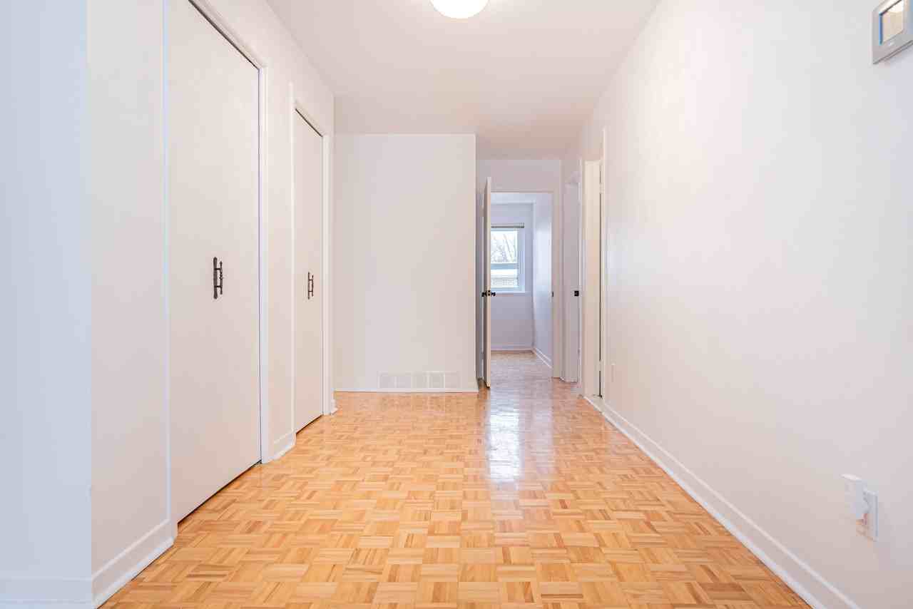 126 Place Aldred - Photo 2 of 28