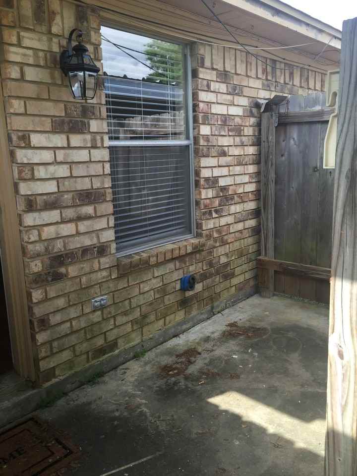 1455 Wooten Rd Beaumont TX 77707 1 Bedroom Condo for 850 month