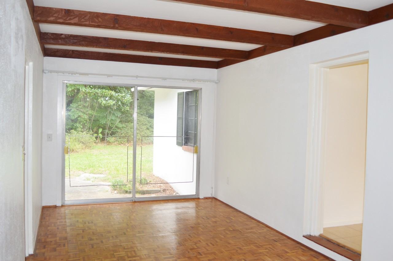 4215 Water Oak Ln - Photo 3 of 17