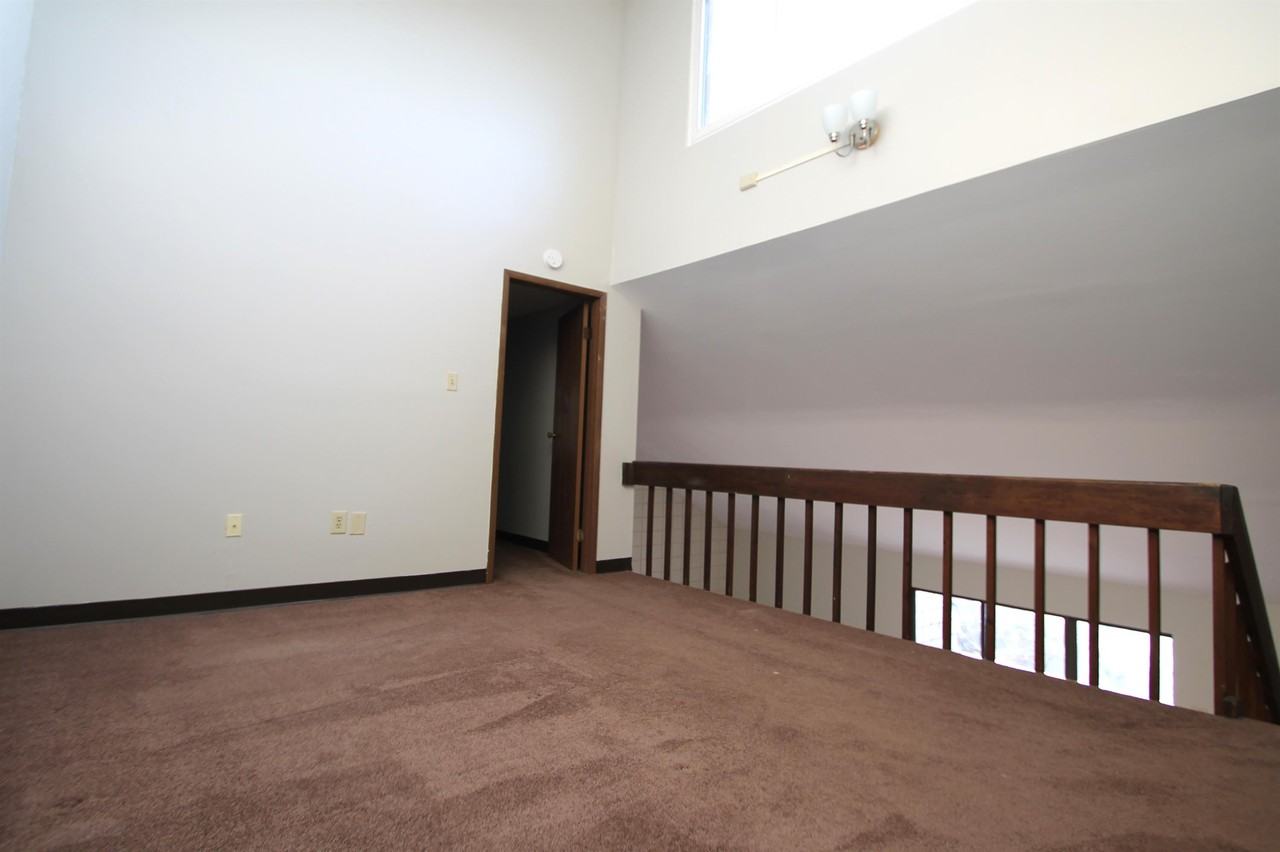 7000 HELEN STREETAPT B-18 #B18 - Photo 7 of 10