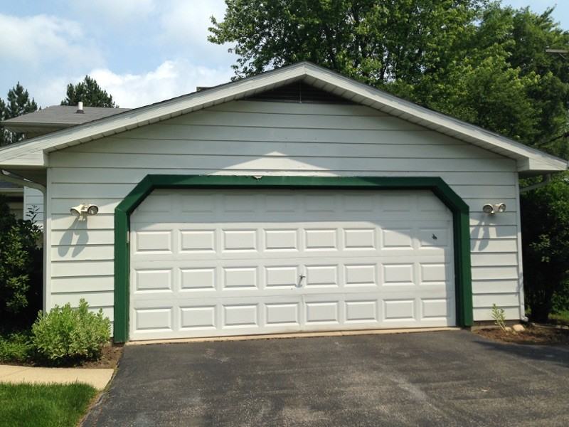 701 Quassey Ave - Photo 3 of 30