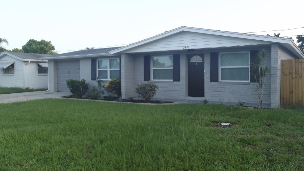 3801 Cherrywood Dr - Photo 2 of 31