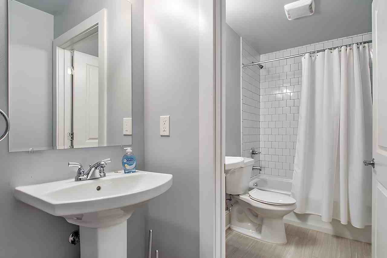 Philip St - Photo 3 of 10