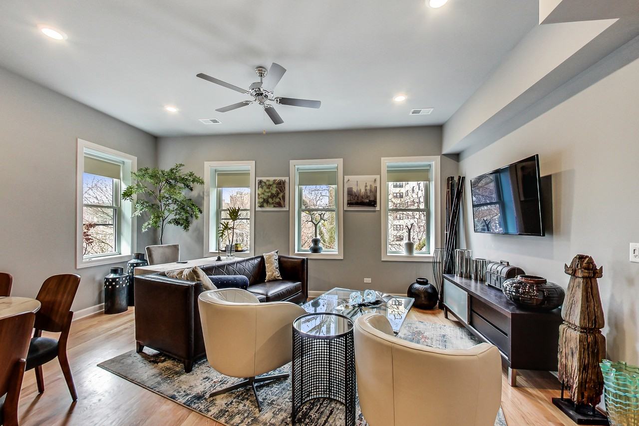 5117 S Kenwood Ave #101 - Photo 2 of 29