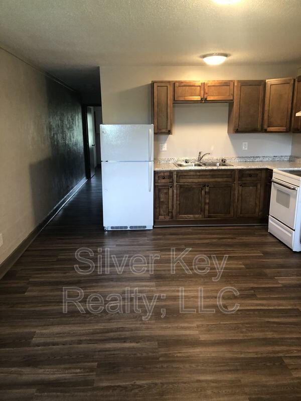 1426 Niles Ferry Rd #8 - Photo 3 of 8