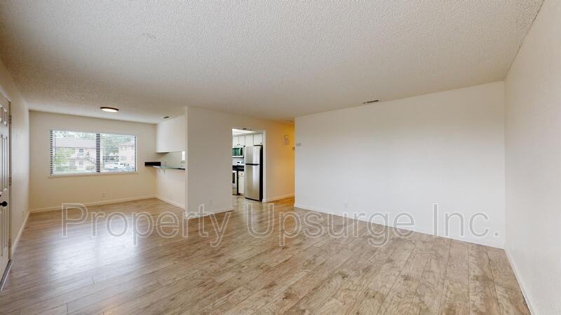 1289 Bundy Ct - Photo 2 of 13