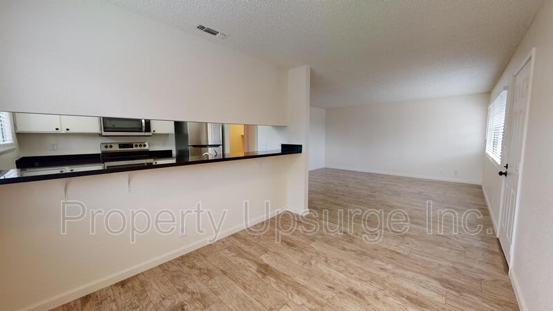 1289 Bundy Ct - Photo 3 of 13