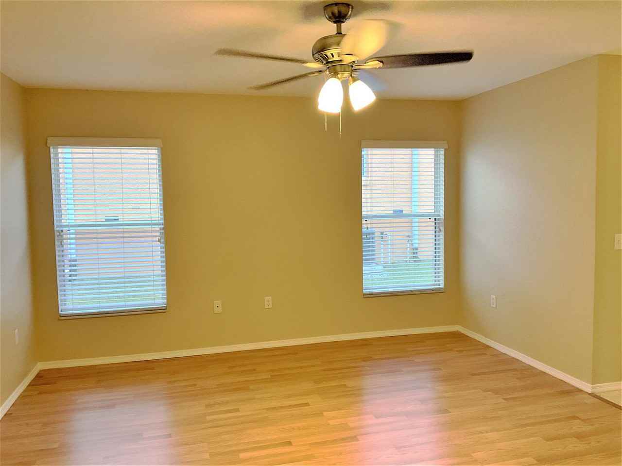 8402 Greystone Dr - Photo 2 of 11