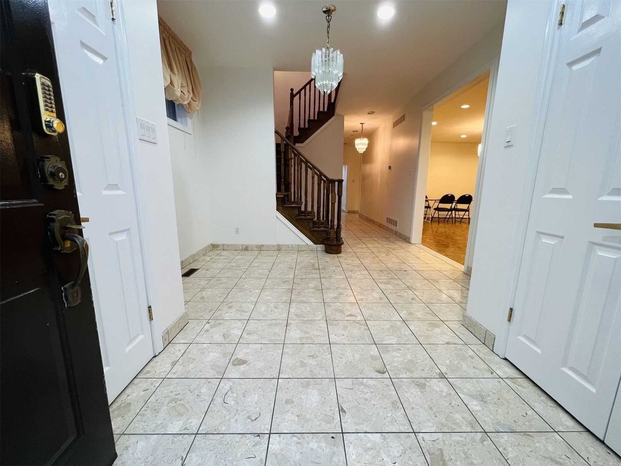 185 Dunblaine Avenue ## - Photo 2 of 6