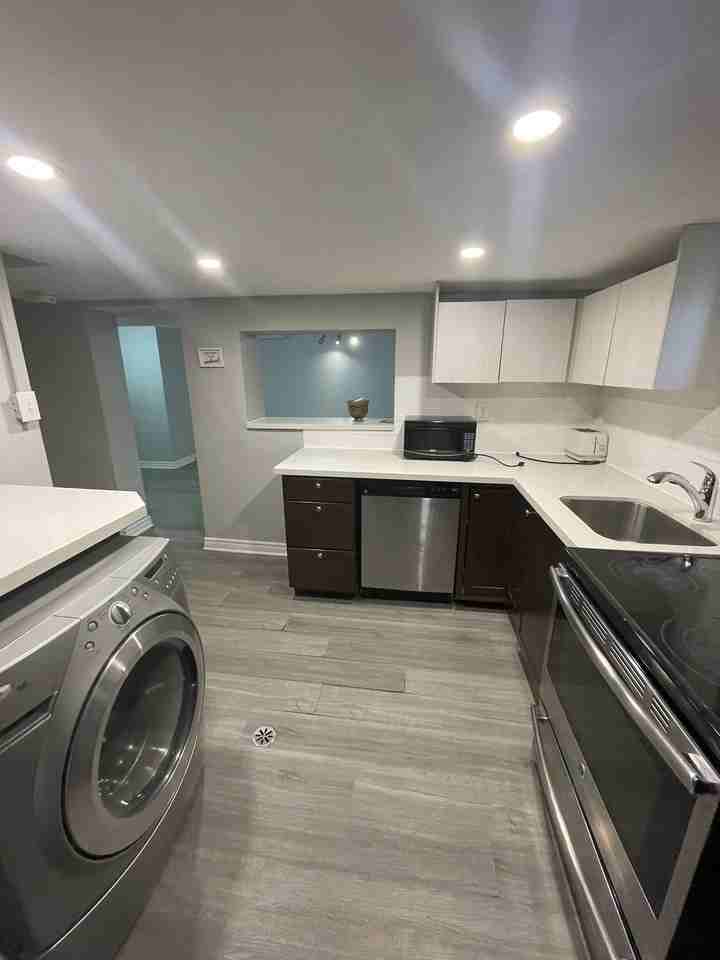 26 Grandfield Lower unit Apartments 26 Grandfield St, Hamilton, ON