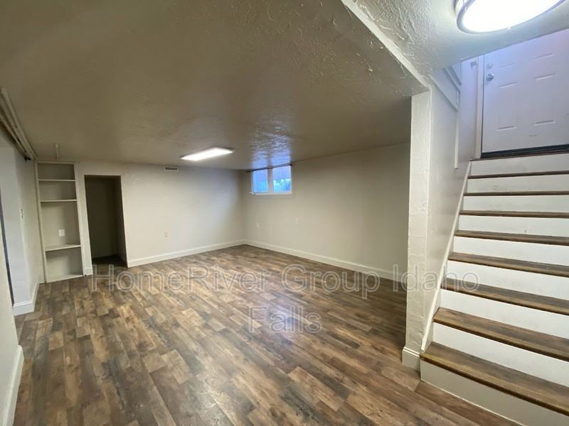 172 E 2nd S #2 - Photo 4 of 18