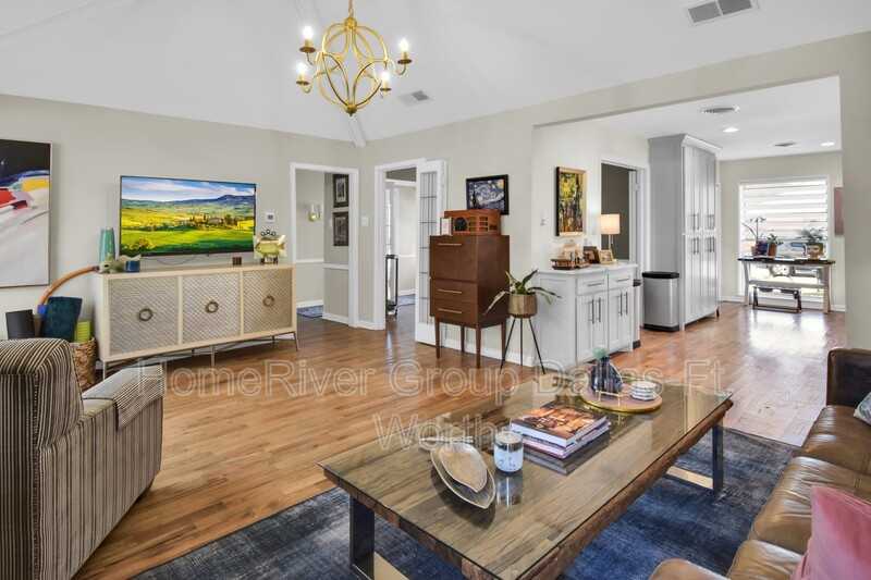 10518 Marquis Ln - Photo 3 of 19