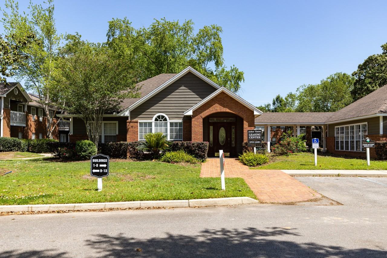 Arbor Gates Apartments 901 Gayfer Ave, Fairhope, AL 36532 Zumper