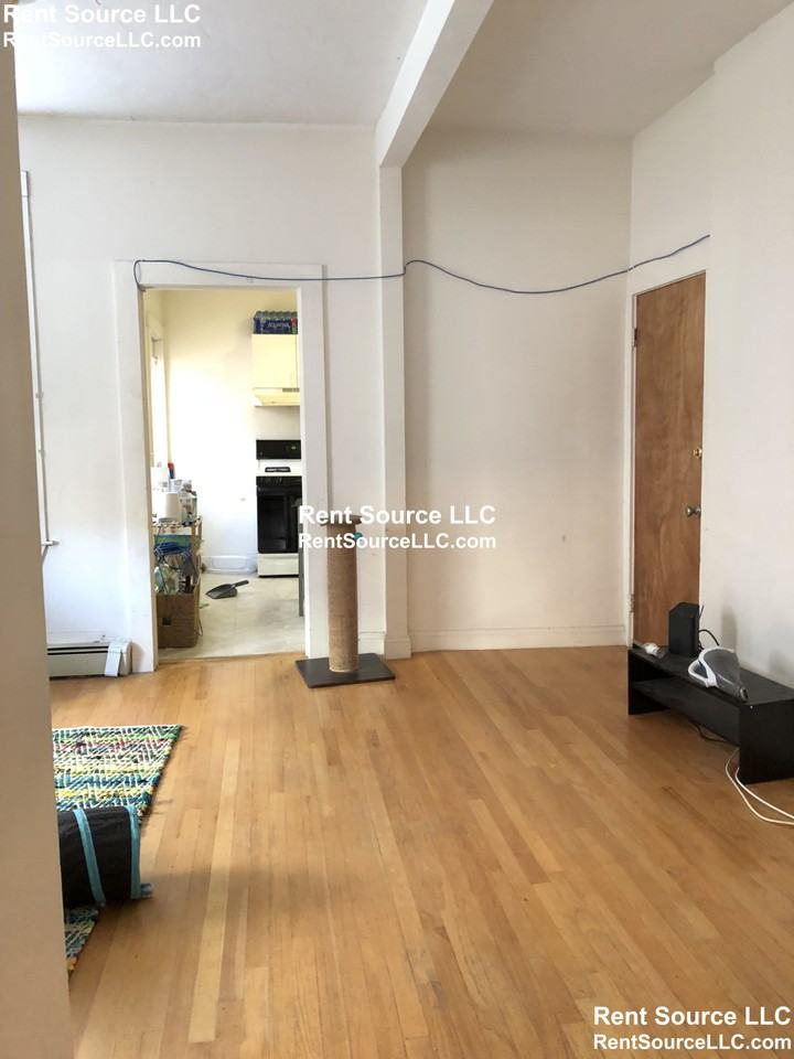 BEACON STREET #1 - Photo 5 of 12