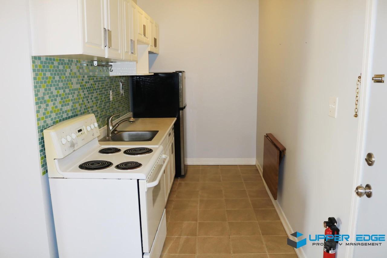 79 Smith St - Photo 3 of 14