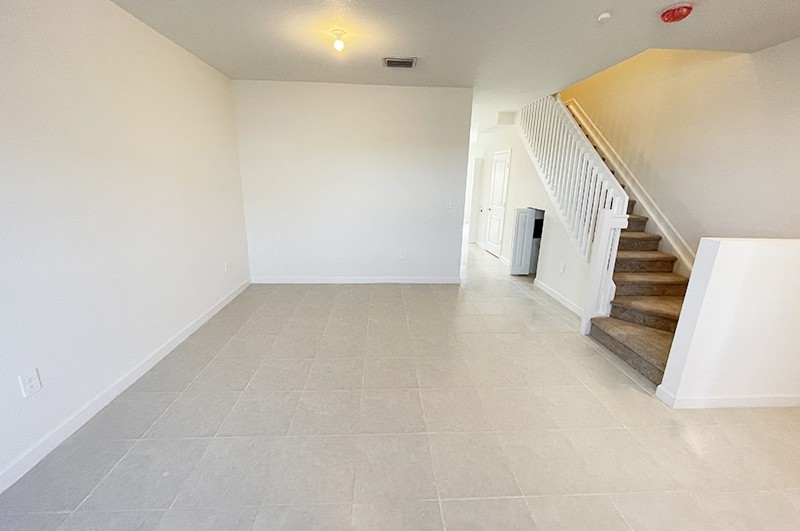 2352 Nw 125th St #1 - Photo 4 of 31
