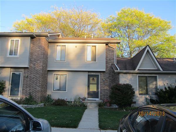 5804 Okemos Rd - Photo 3 of 15