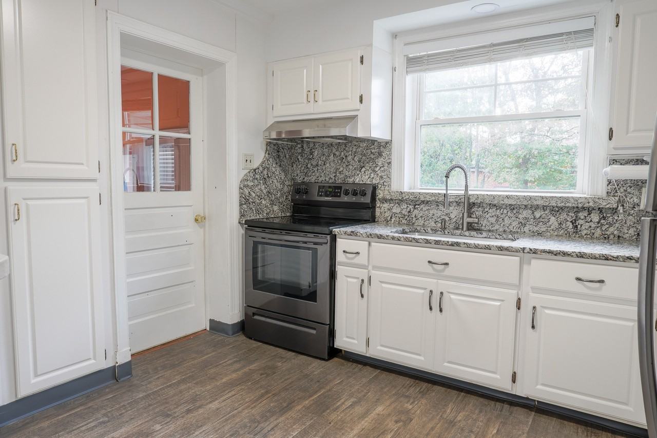 8803 Turnbull Ave #1 - Photo 4 of 13