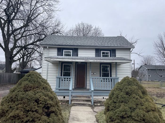 1422 Whitney Blvd - Photo 2 of 14