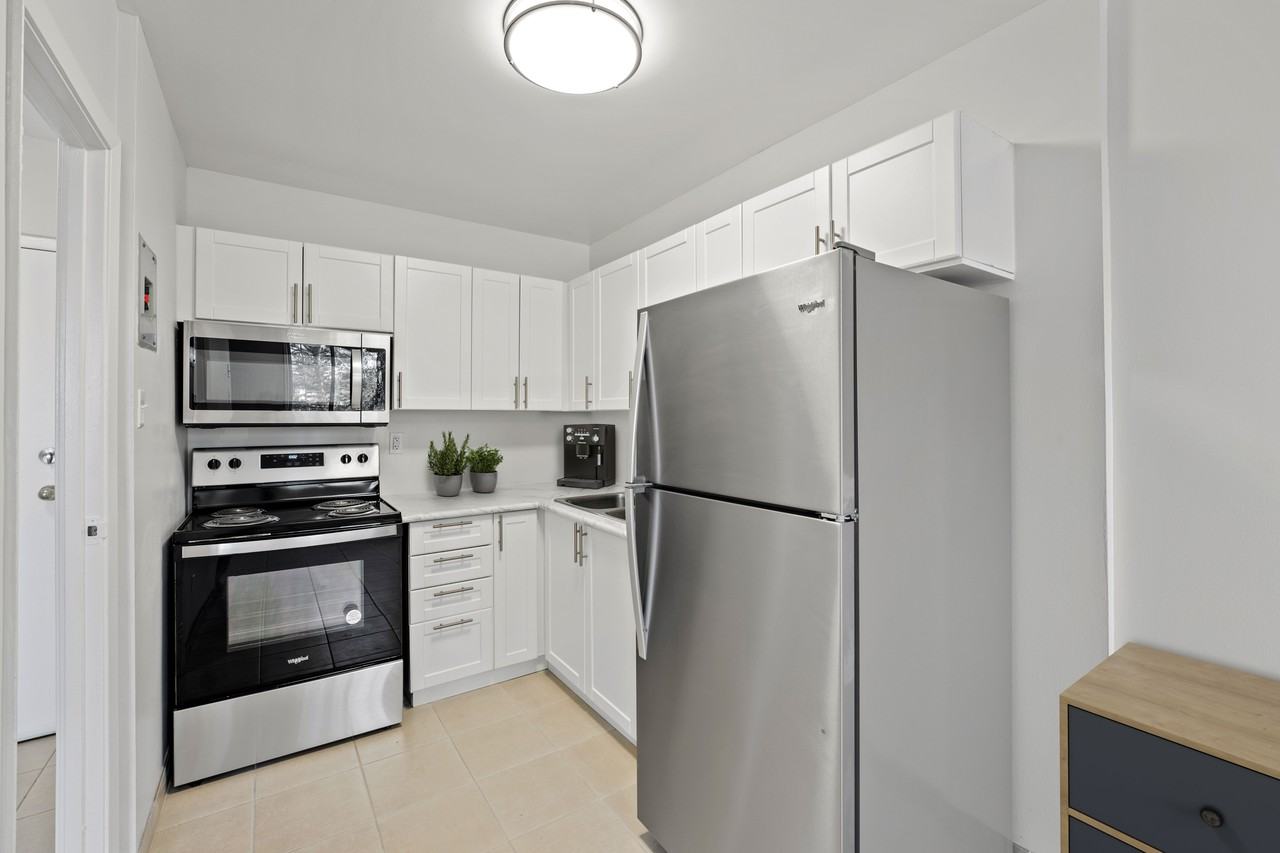 72 Devonshire Avenue - Photo 7 of 15