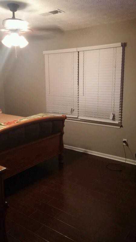 403 Leary Ct - Photo 3 of 29