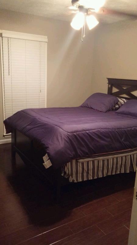 403 Leary Ct - Photo 5 of 29