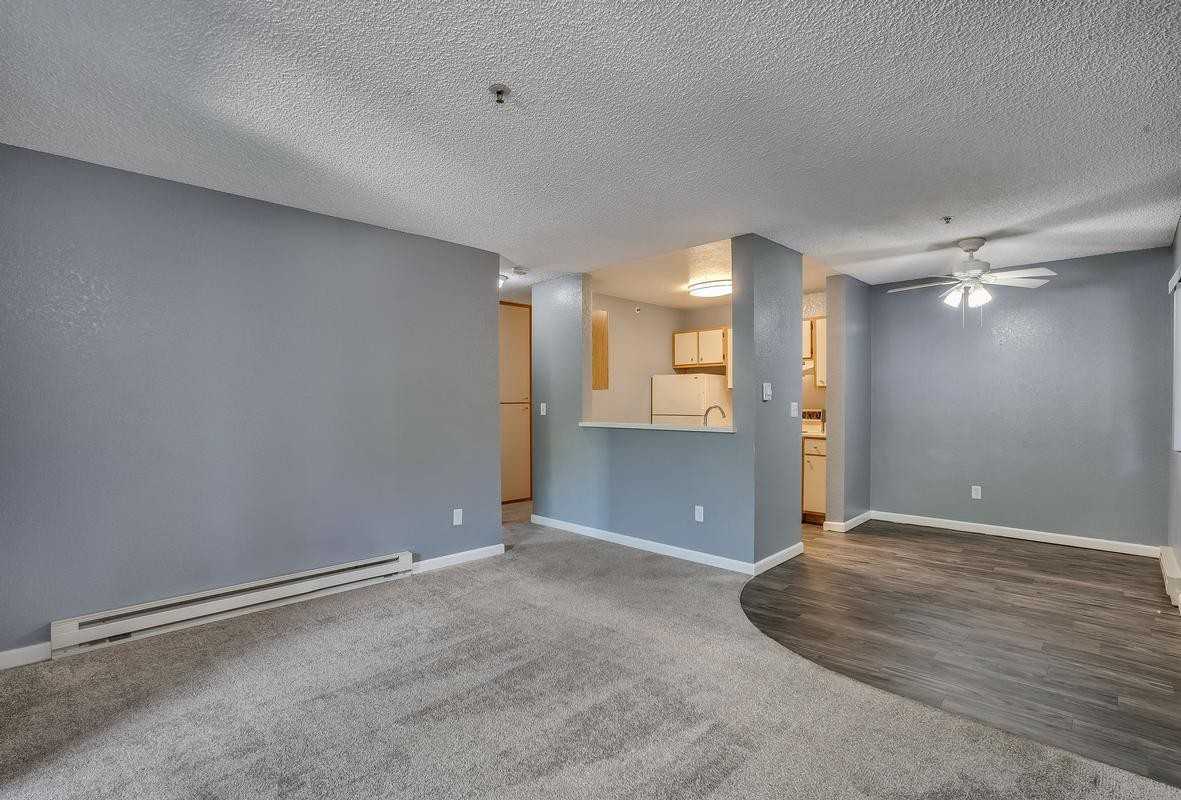 37057 Magnolia St - Photo 7 of 12