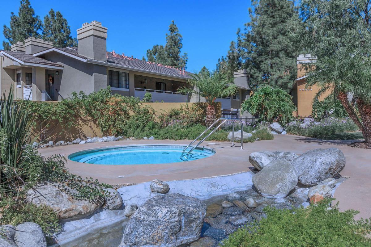 23855 Arroyo Park Dr - Photo 3 of 13