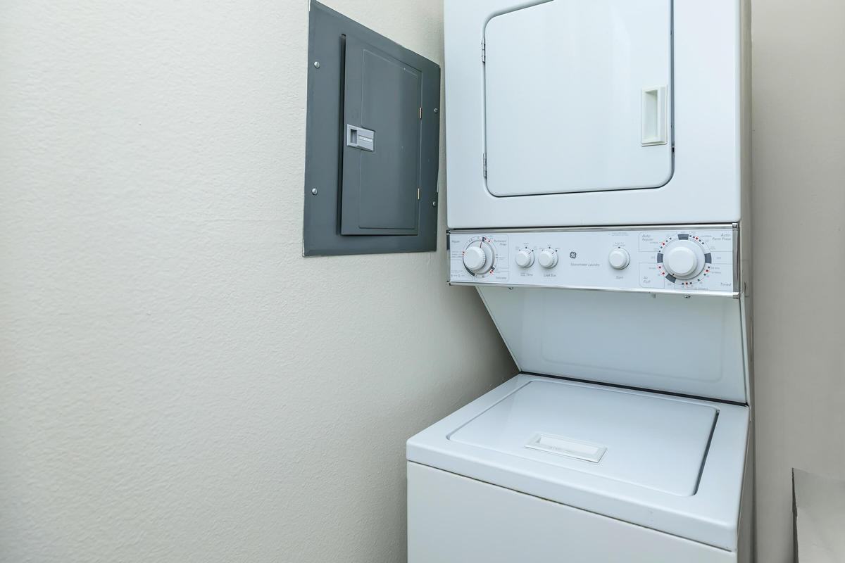 23855 Arroyo Park Dr - Photo 6 of 13