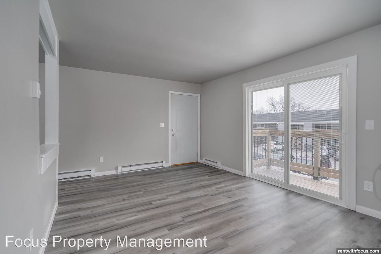 1316 Honeysuckle Ln - Photo 2 of 12