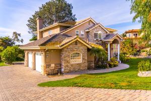 featured image of 849 Avocado Pl #1