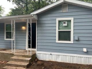 424 Sherman Dr - Photo 2 of 19