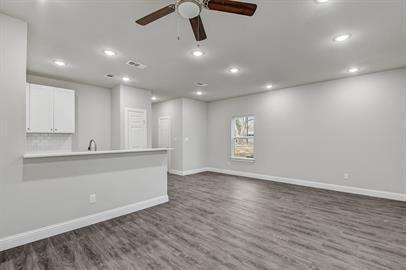 1014 West Ford Street - Photo 3 of 10