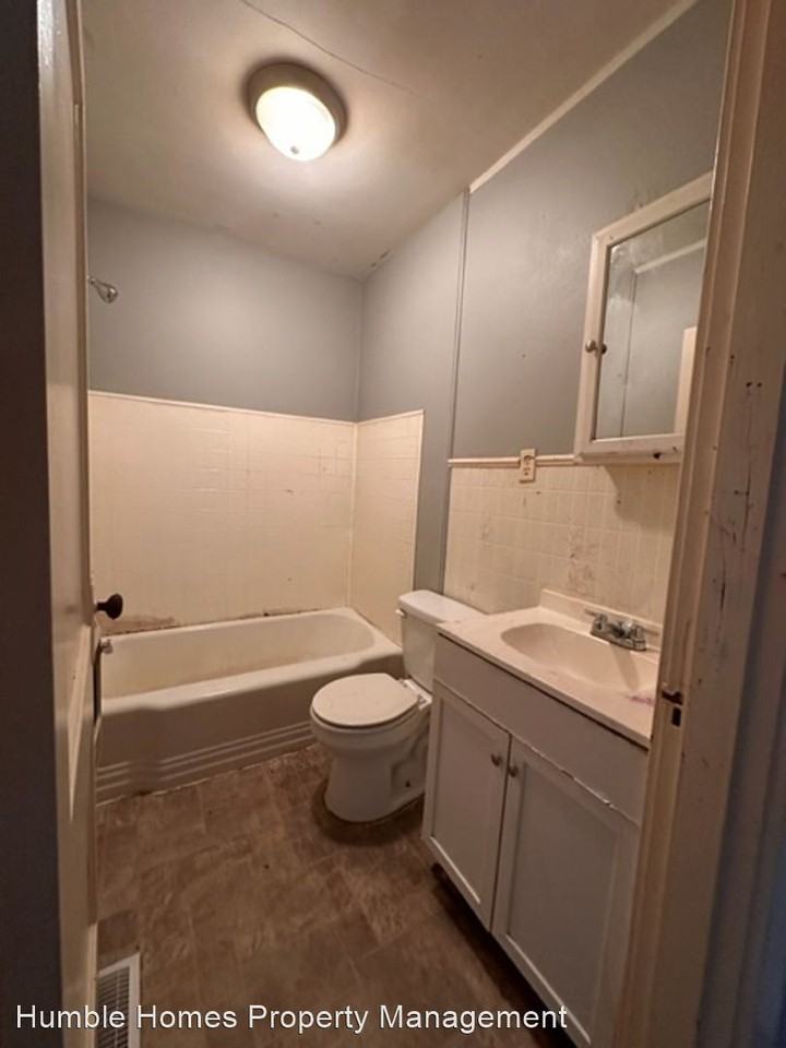 108 and 110 Breckenridge Rd - Photo 3 of 5