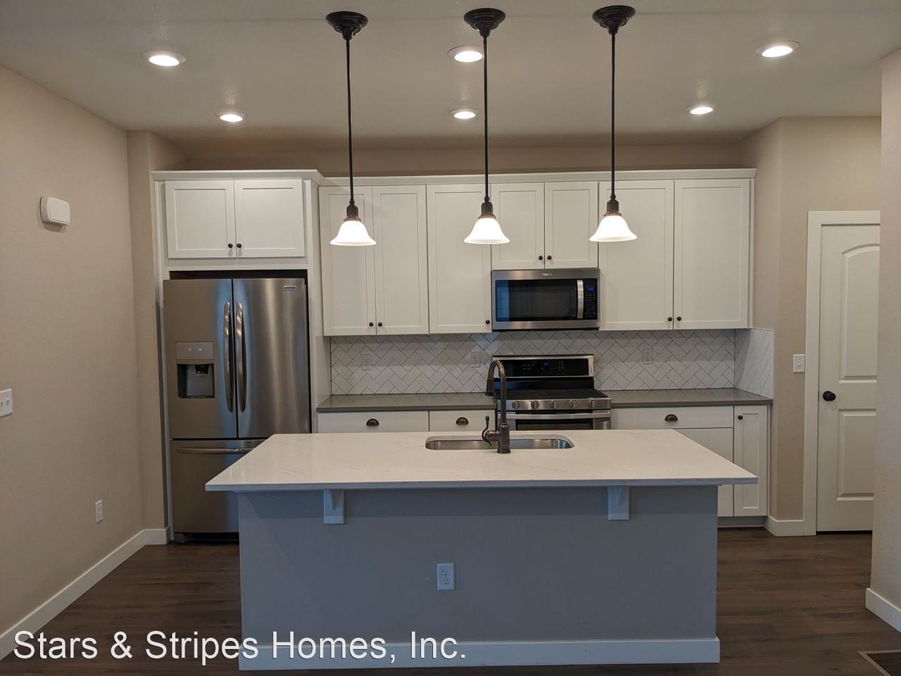 217 W Jamison Ct - Photo 3 of 27