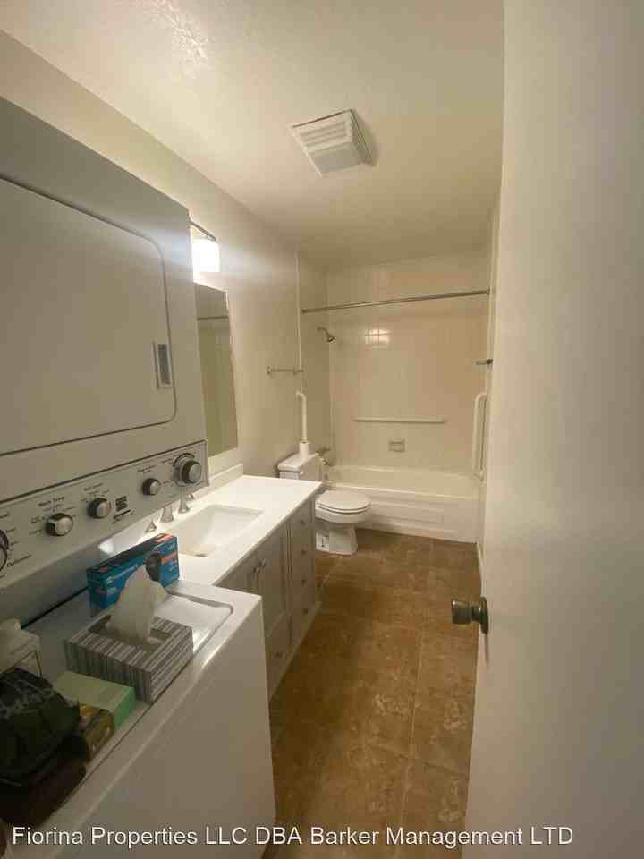 2712 Galisteo Court - Photo 3 of 6