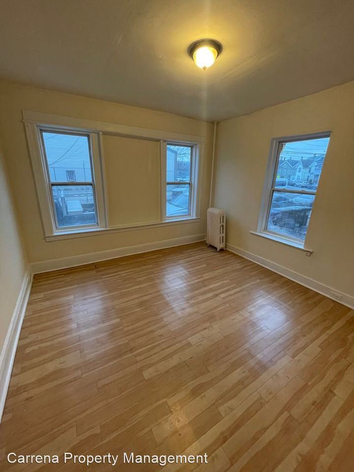 146 George St - Photo 3 of 12