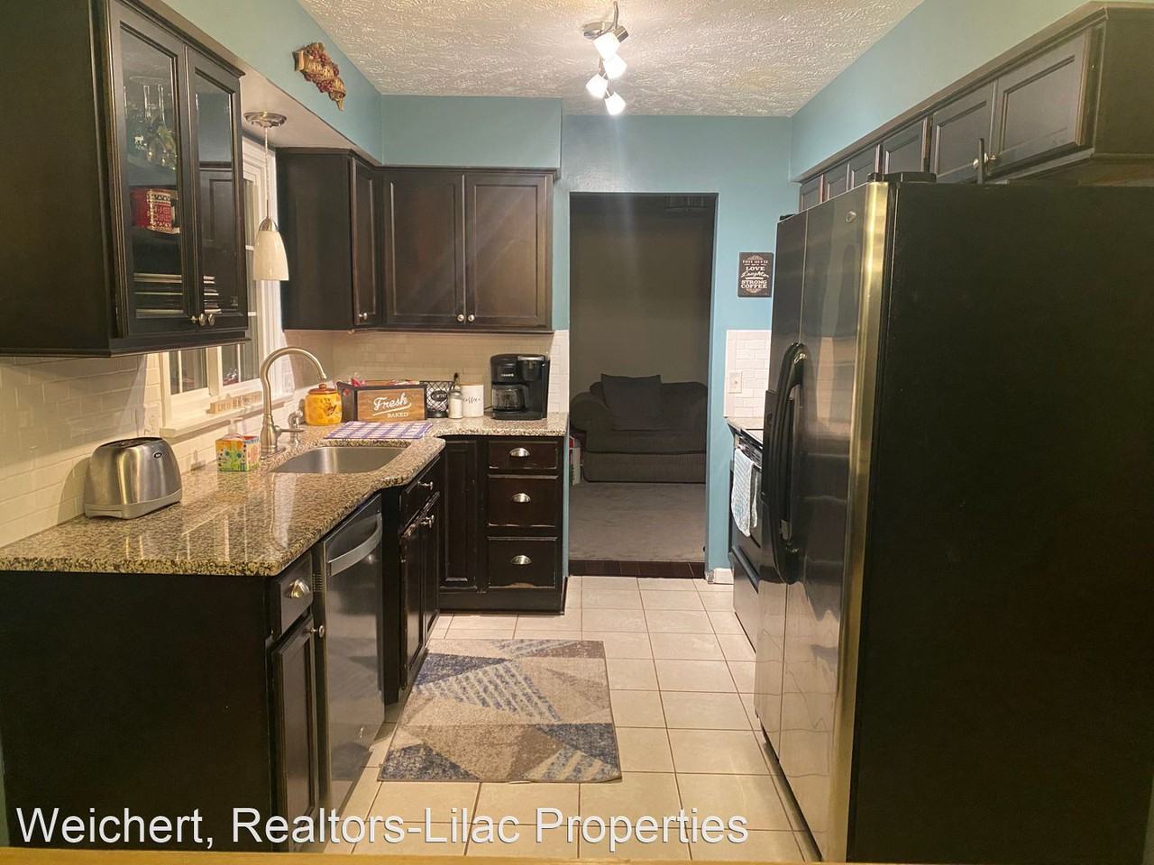 452 E Manitou Rd - Photo 3 of 12