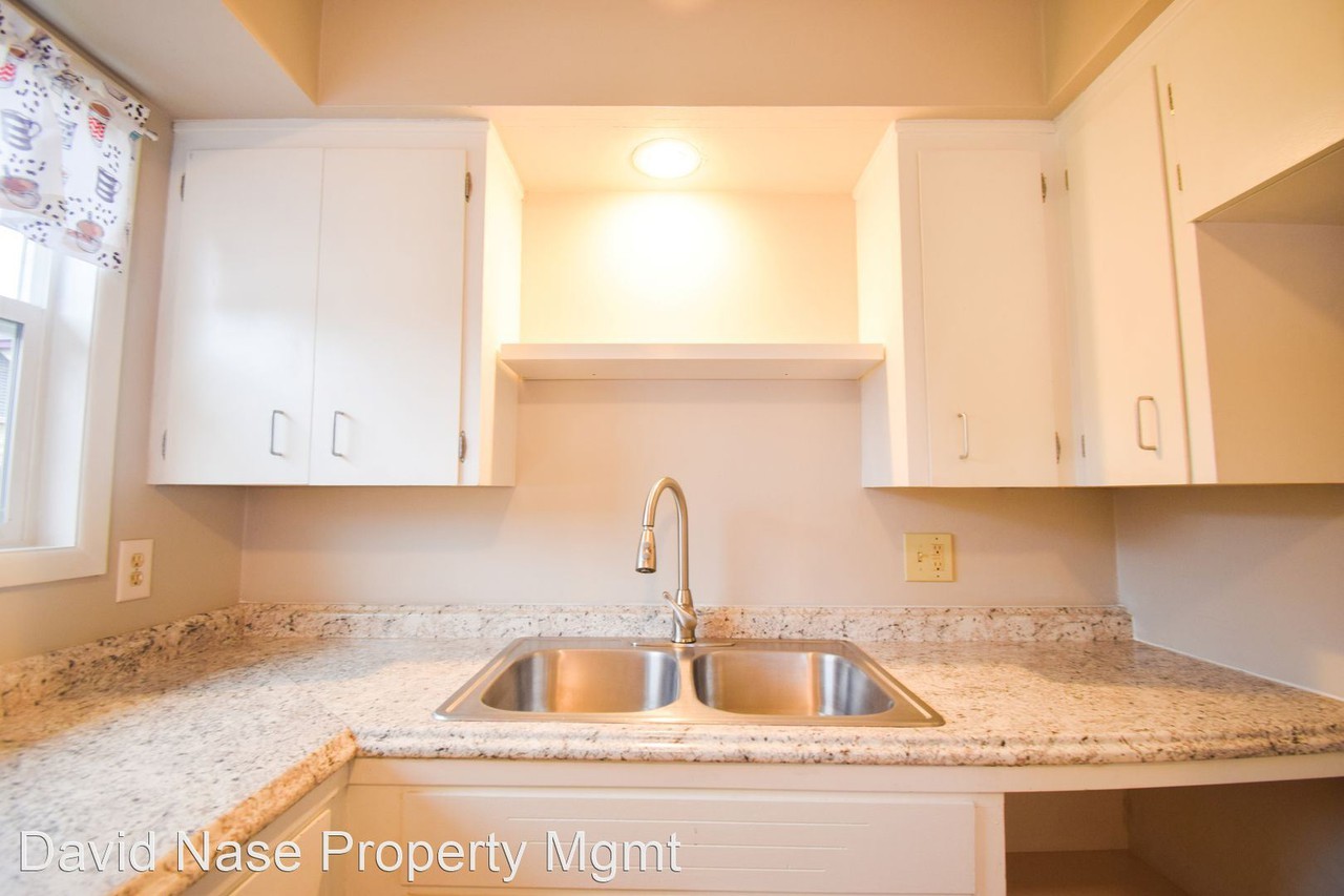 3129-3133 19th Place Forest Grove - Photo 2 of 14