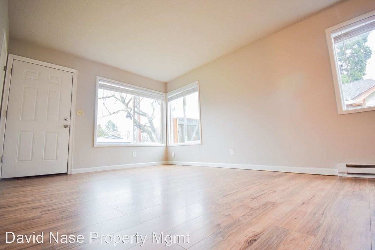 3129-3133 19th Place Forest Grove - Photo 3 of 14