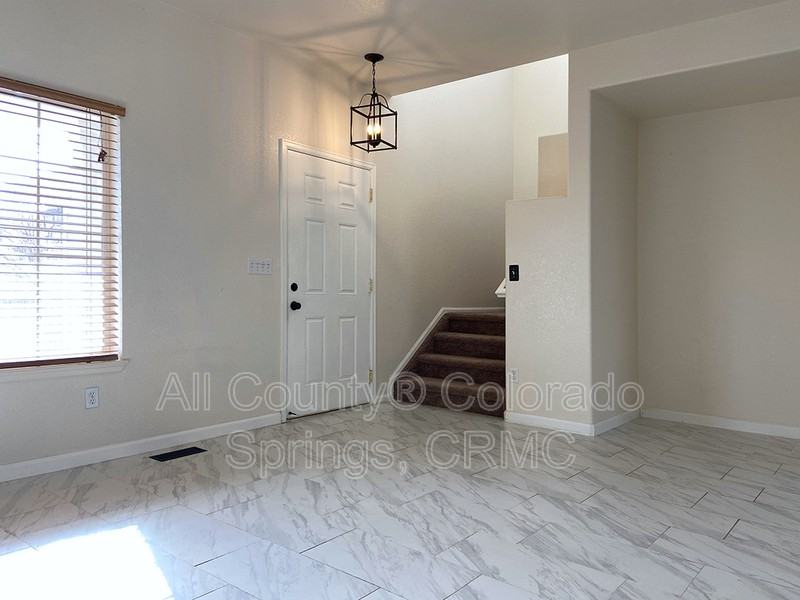 8355 Cedar Chase Dr - Photo 2 of 30