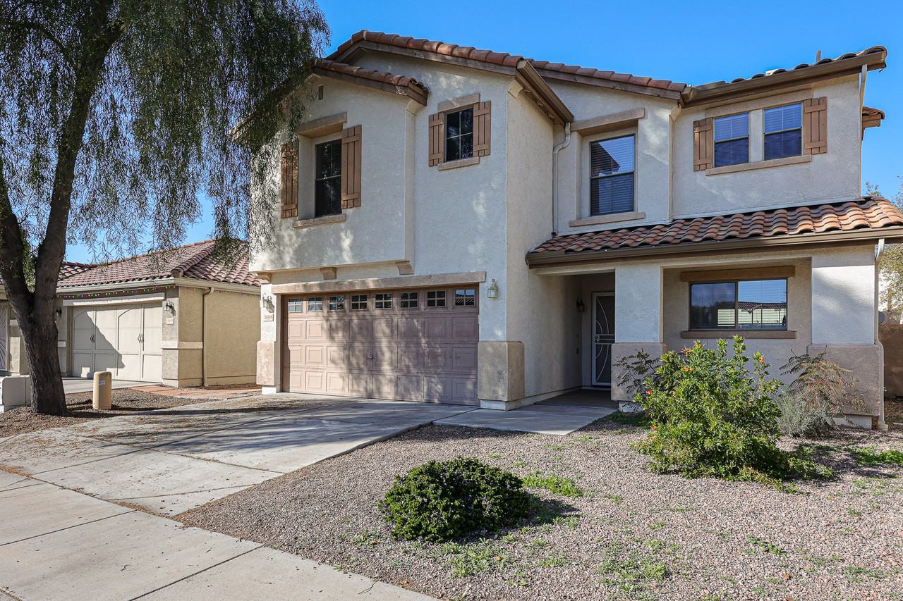 3668 E Orchid Ln - Photo 2 of 31