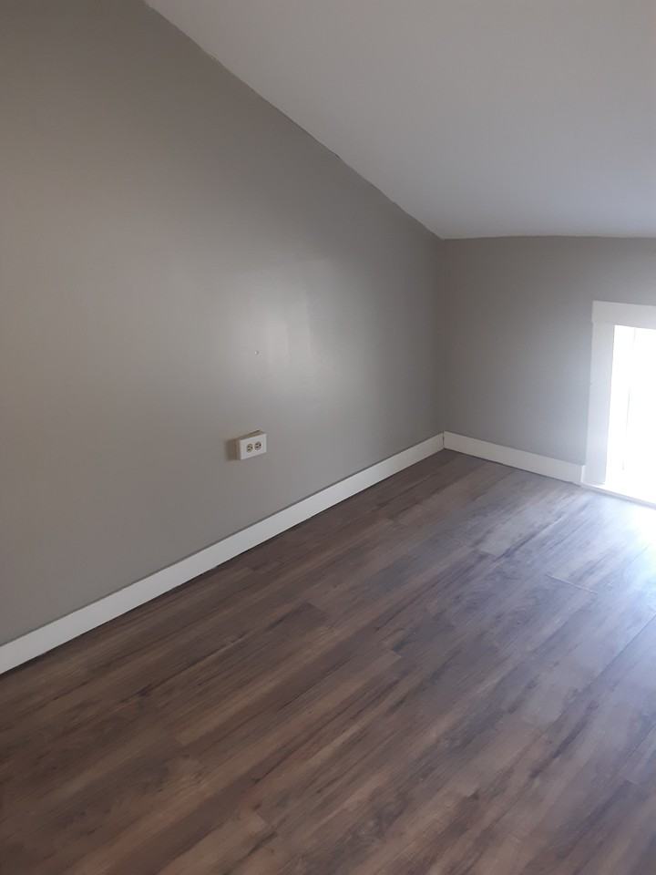 85 S Chestnut St, Plainfield / Wauregan - Photo 3 of 18